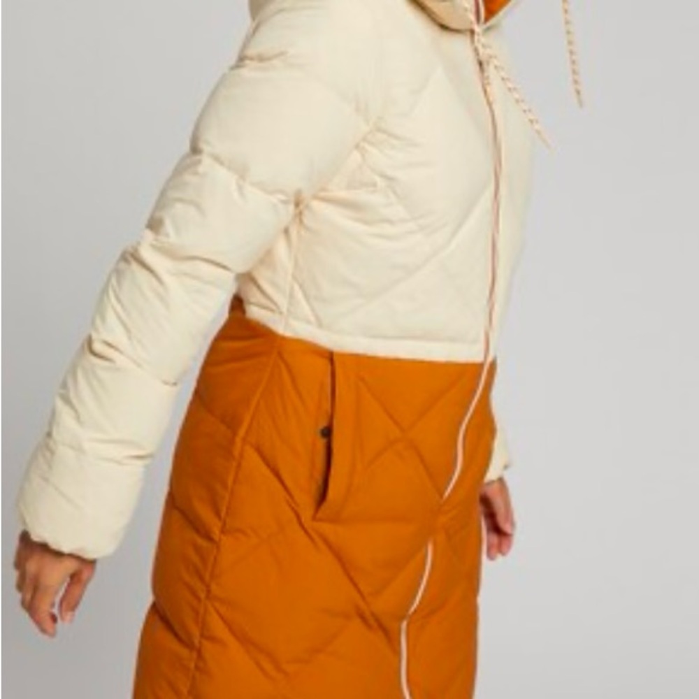 Winter coat - Picture 5 of 9
